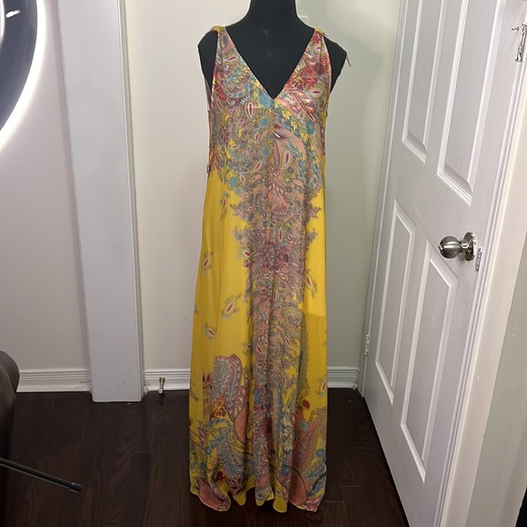 Zara Yellow Paisely V-neck Flowy Maxi Dress size Small - Picture 9 of 13